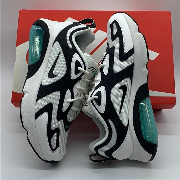 WMNS NIKE AIR MAX 200 summit white/black - Picture 3 of 16